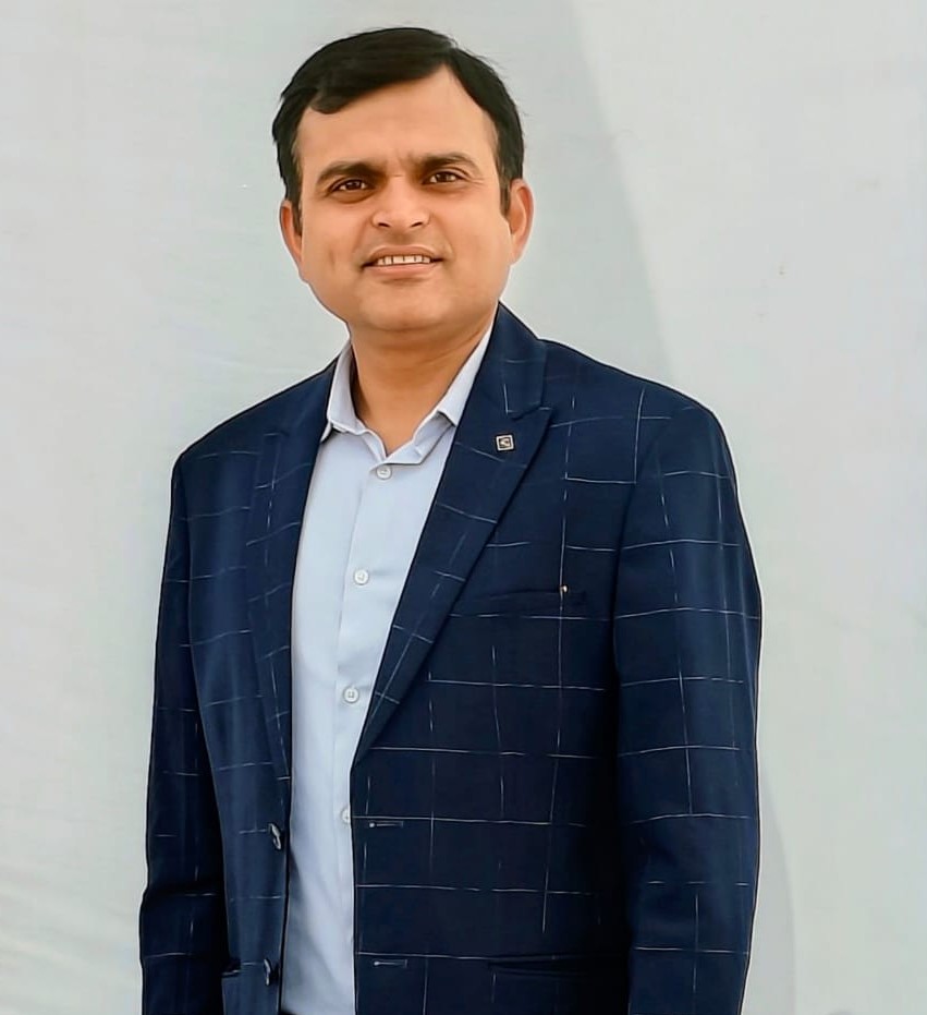 Faculty Profile Picture
